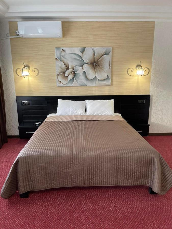 Hotel Merry Club Maliye Khutora Exteriör bild