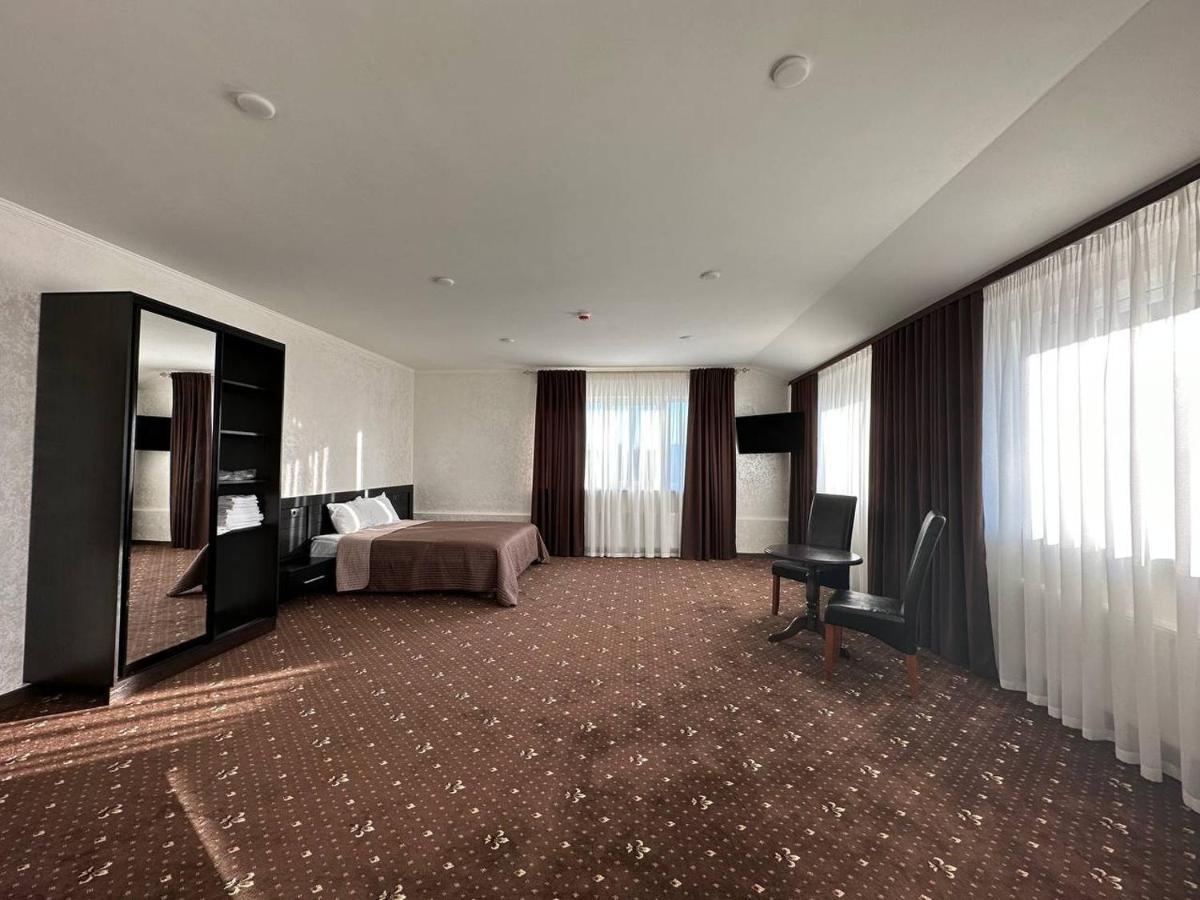 Hotel Merry Club Maliye Khutora Exteriör bild